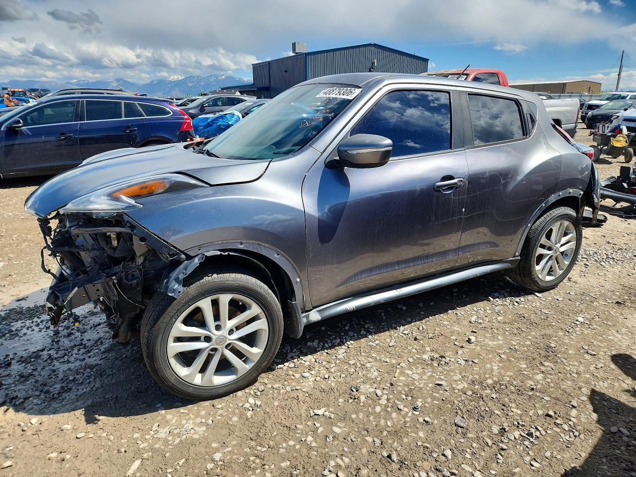 Salvage Nissan JUKE Image