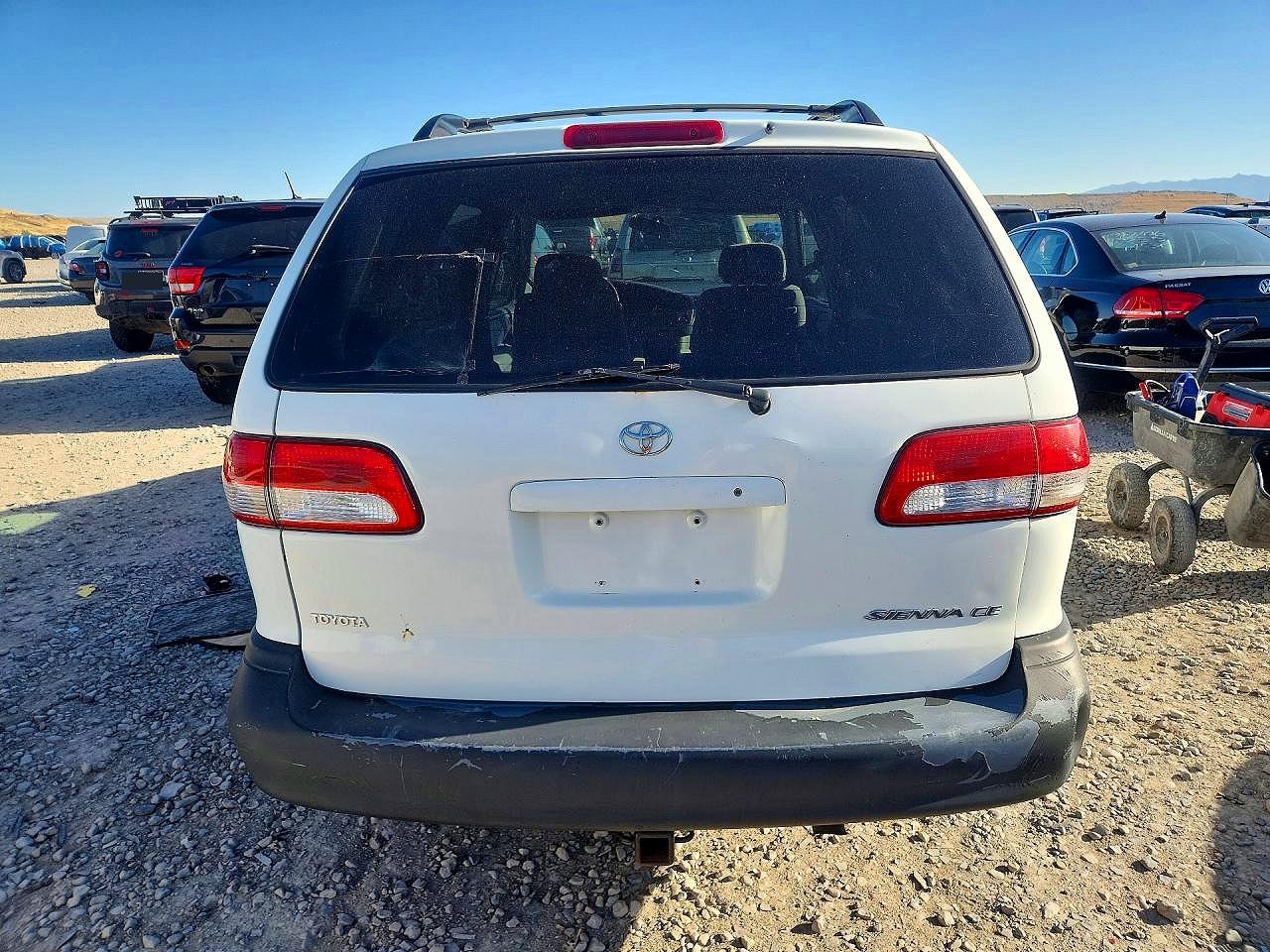 Toyota Sienna Ce