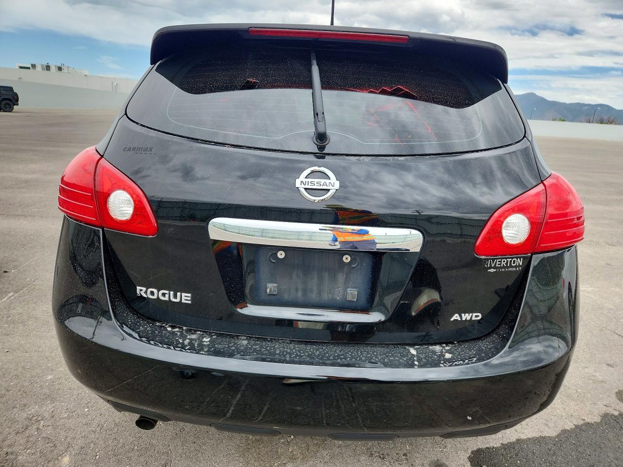 Nissan Rogue S