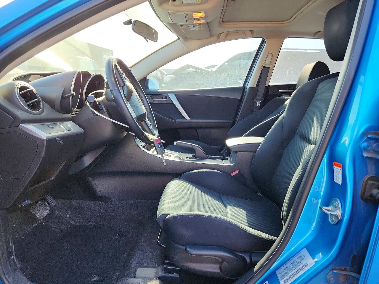 Mazda Mazda3 S