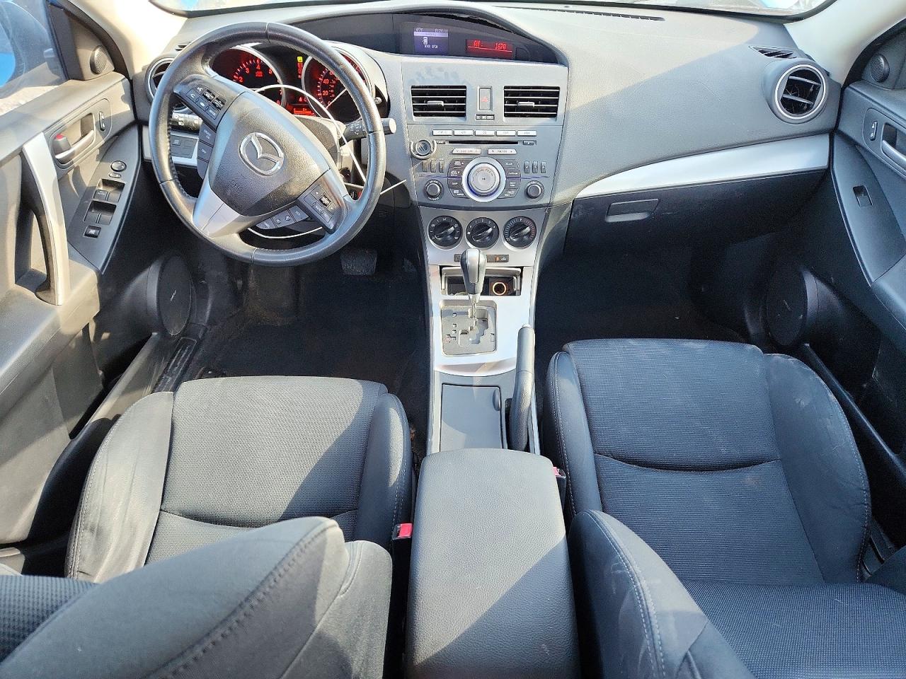 Mazda Mazda3 S