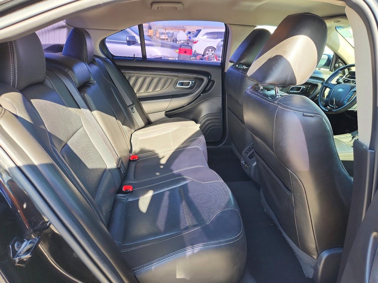 Ford Taurus Limited