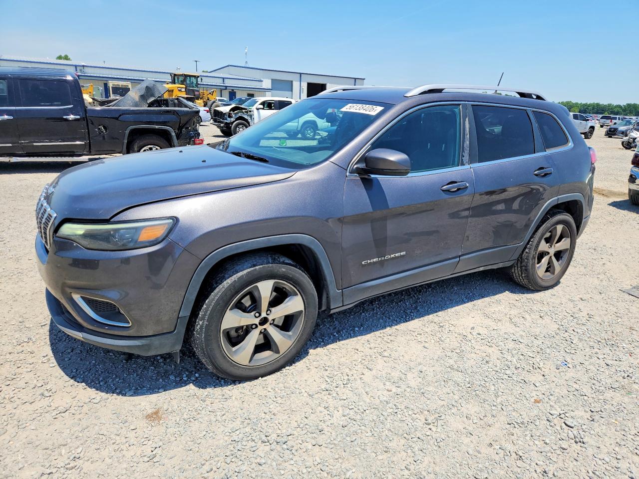 Salvage Jeep Cherokee Image