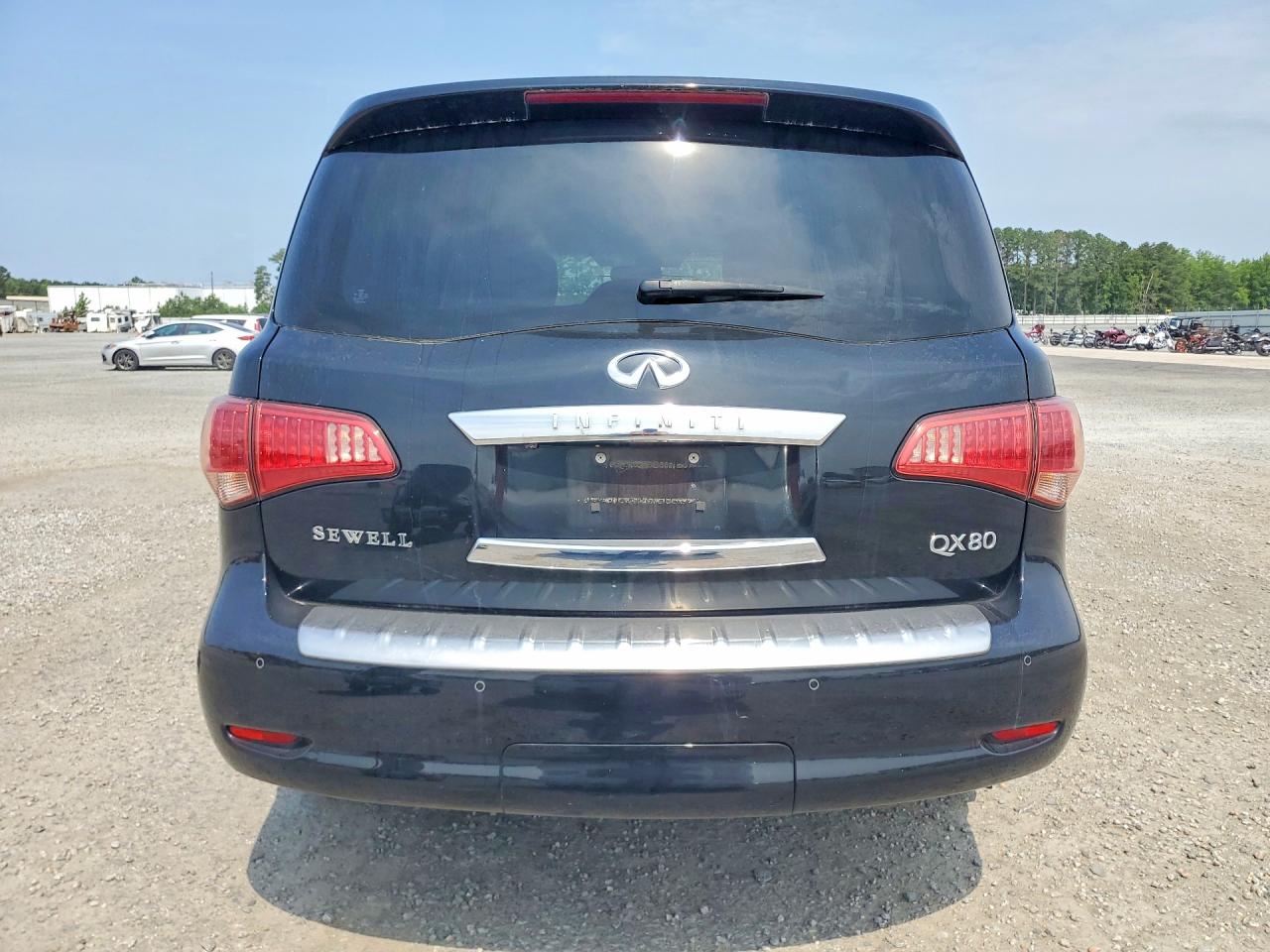 INFINITI Qx Base