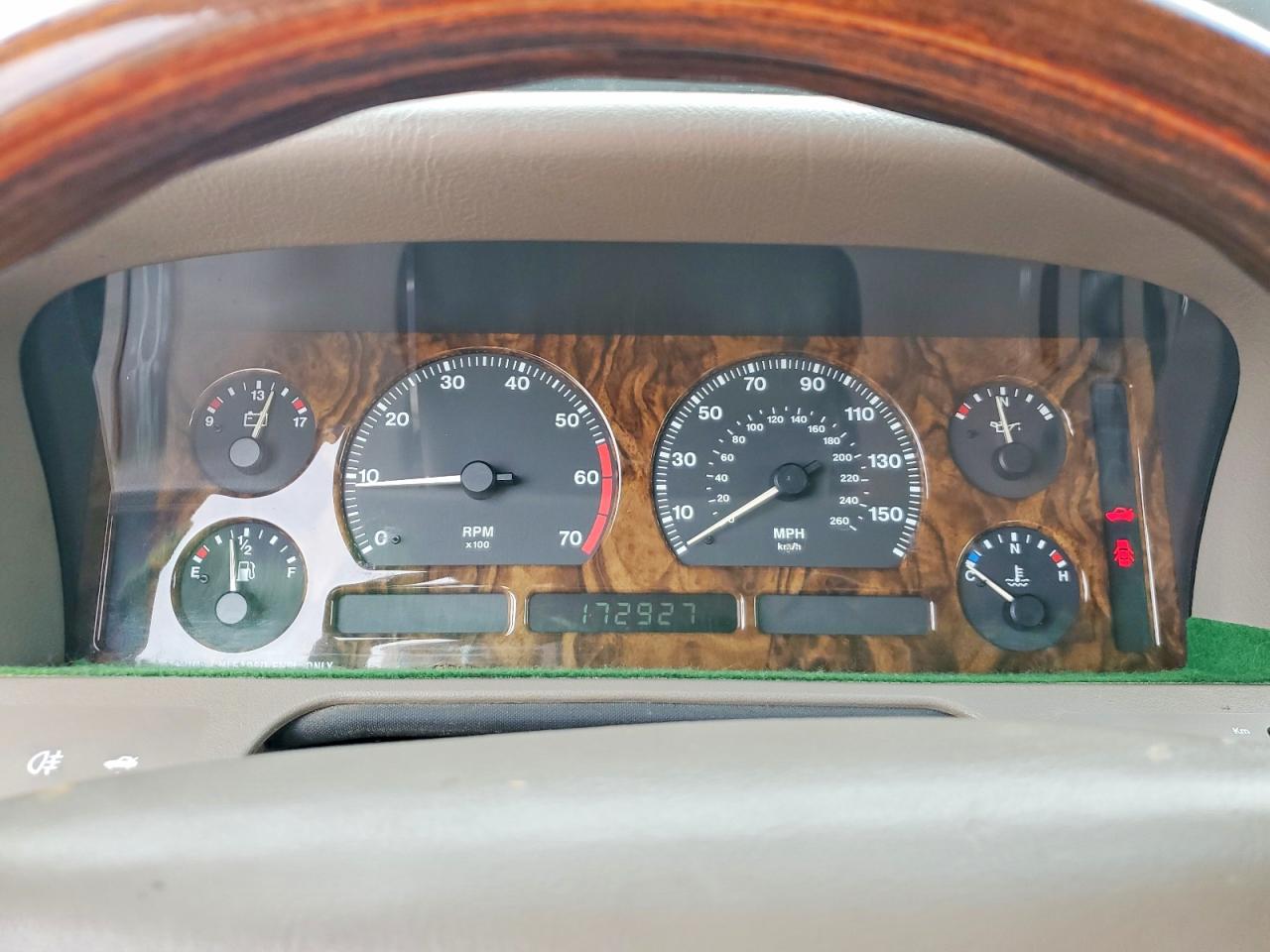 Jaguar Xj6