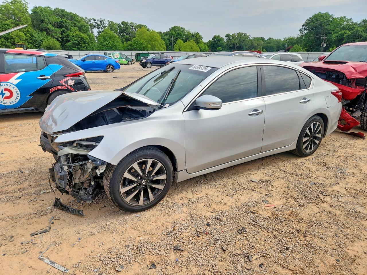 Salvage Nissan Altima Image