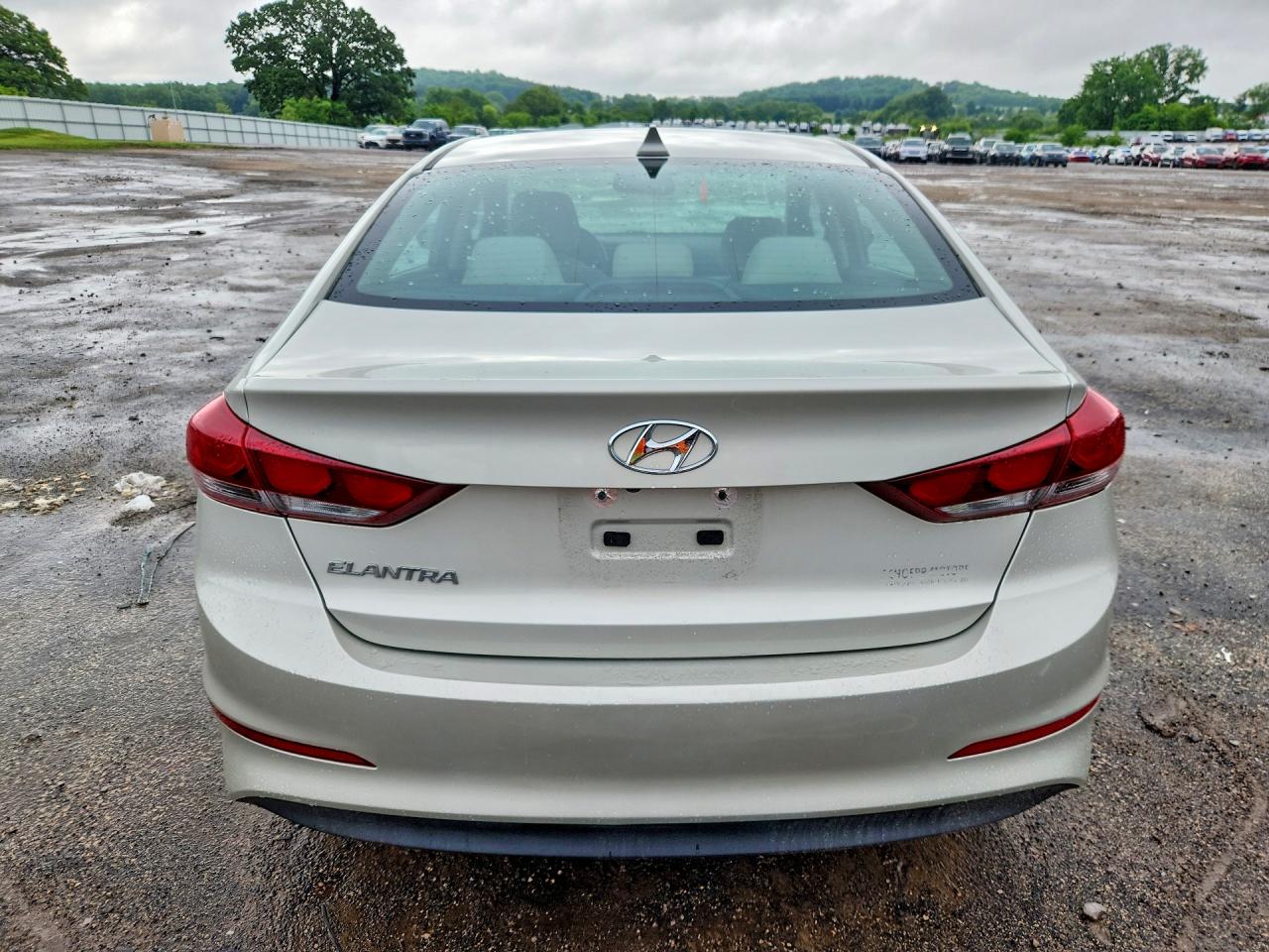 Hyundai ELANTRA Value Edition