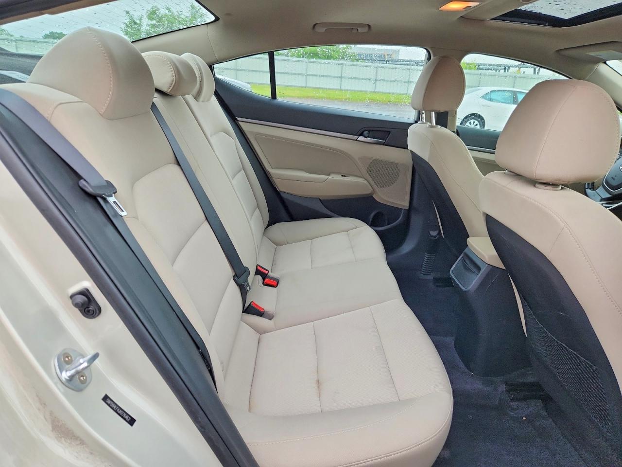 Hyundai ELANTRA Value Edition
