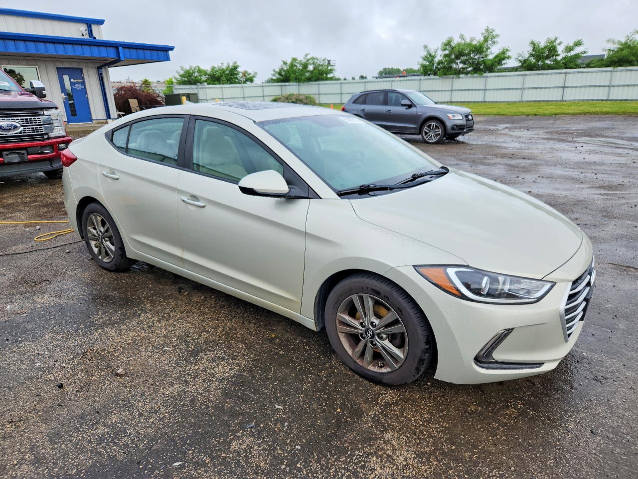 Hyundai ELANTRA Value Edition