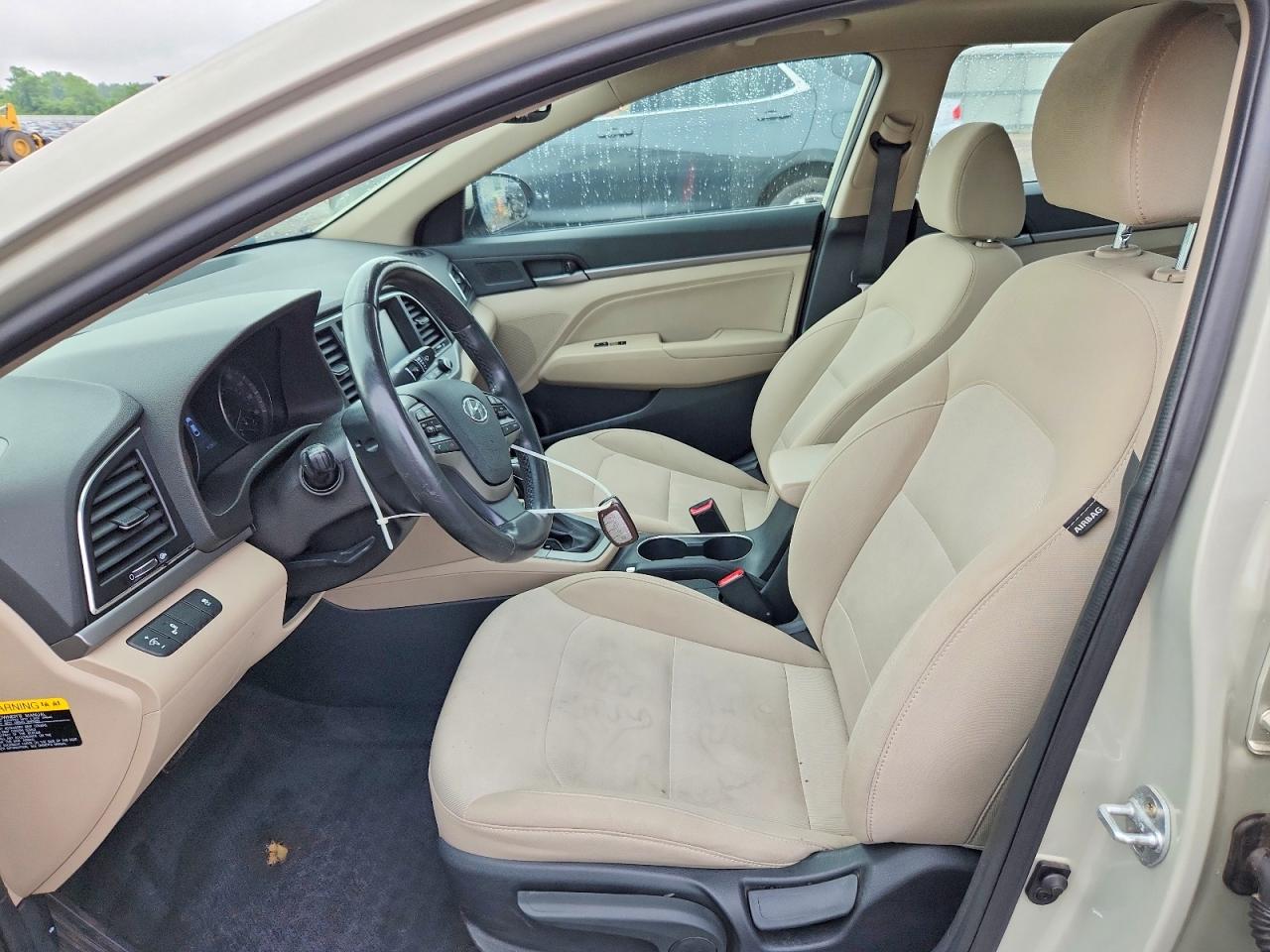 Hyundai ELANTRA Value Edition