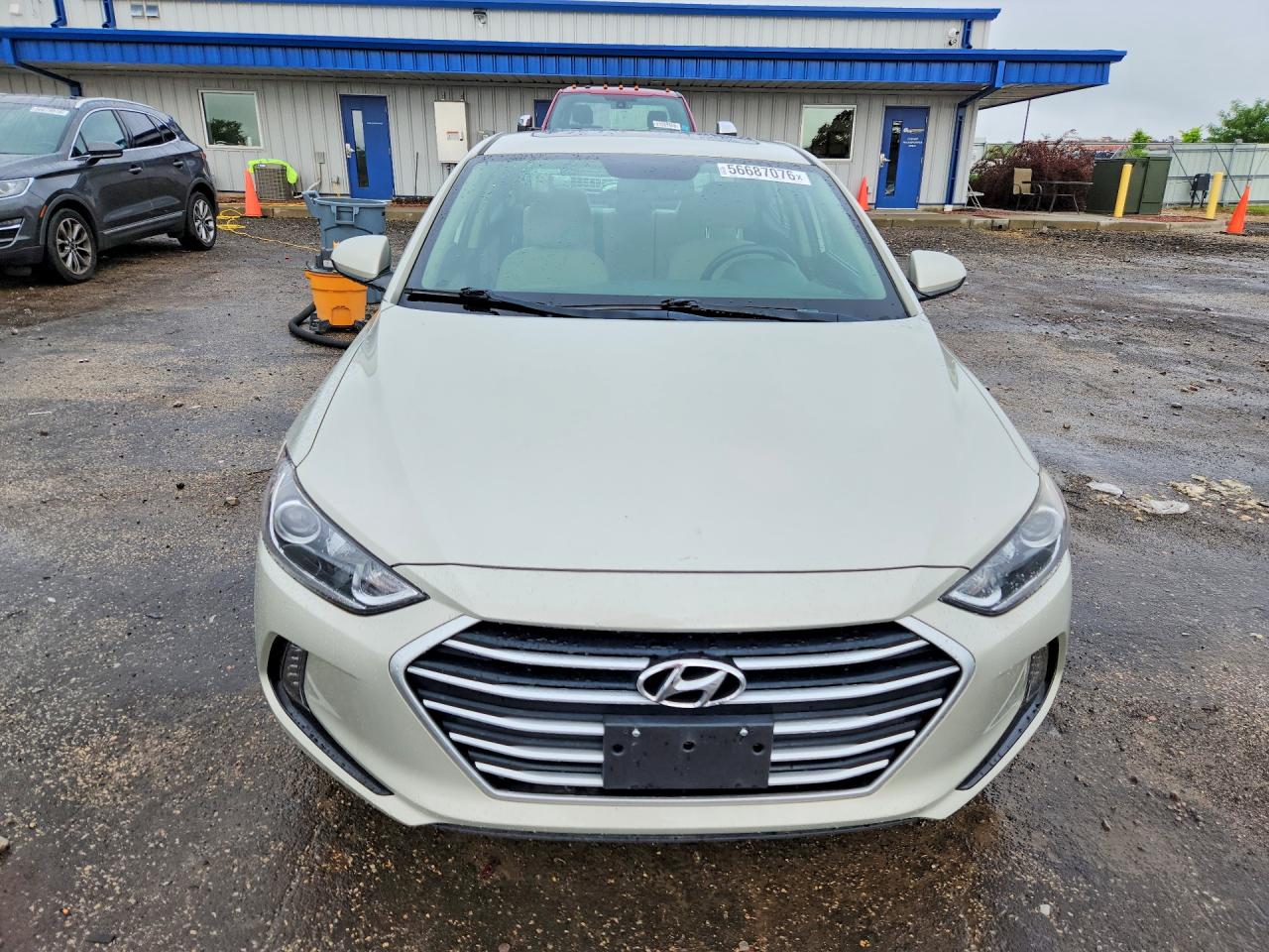 Hyundai ELANTRA Value Edition