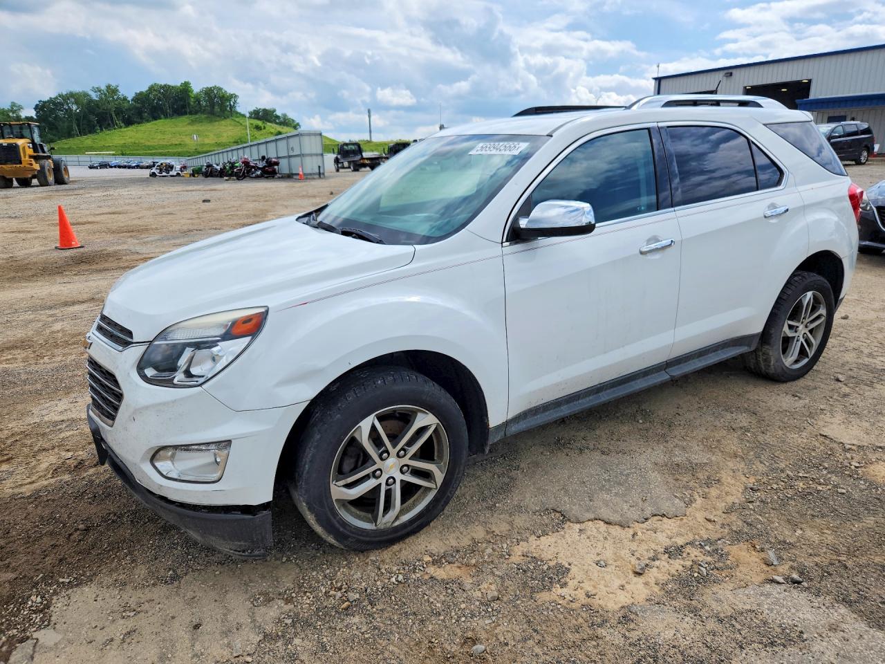 Salvage Chevrolet Equinox Image