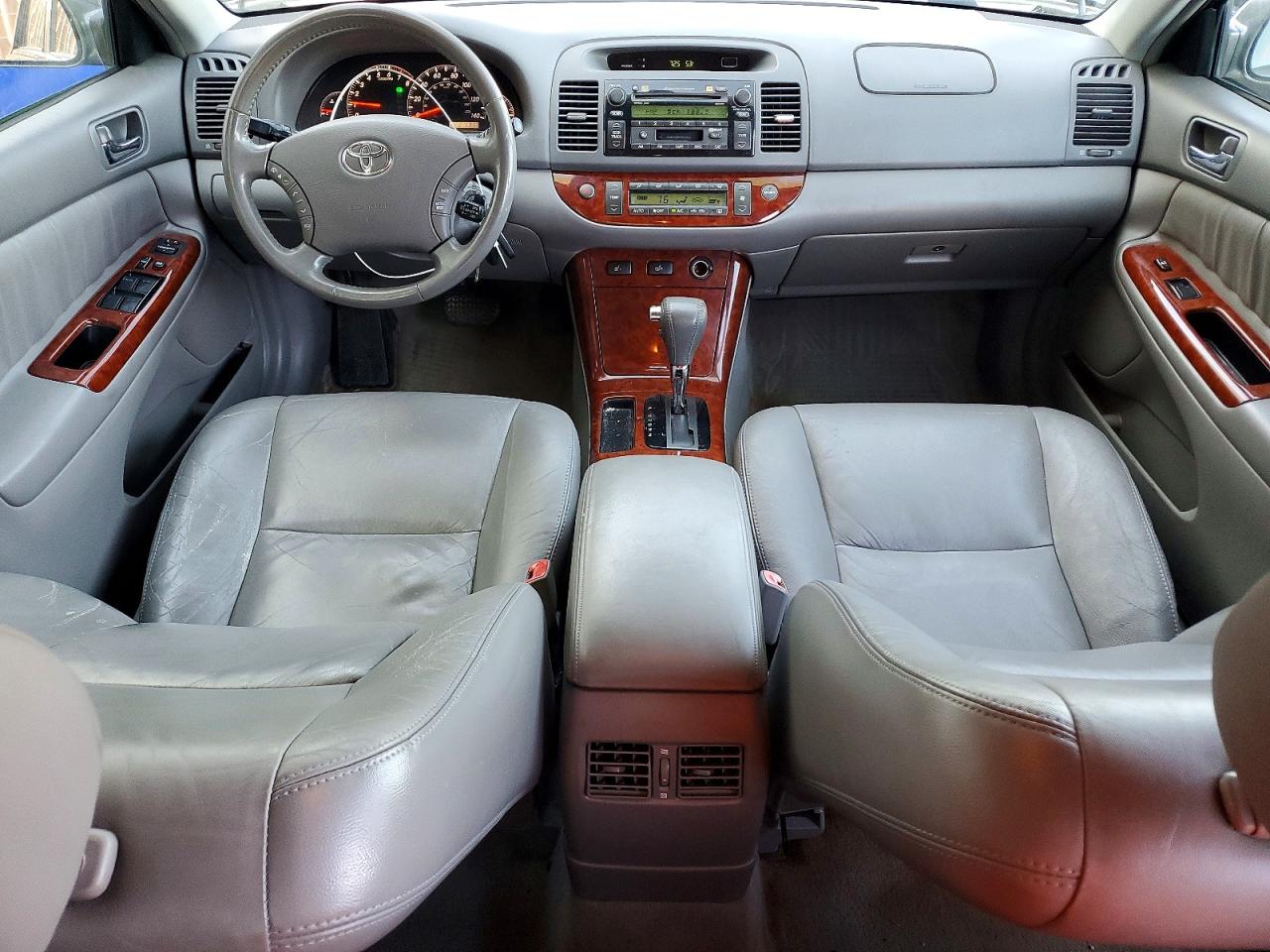 Toyota Camry Xle