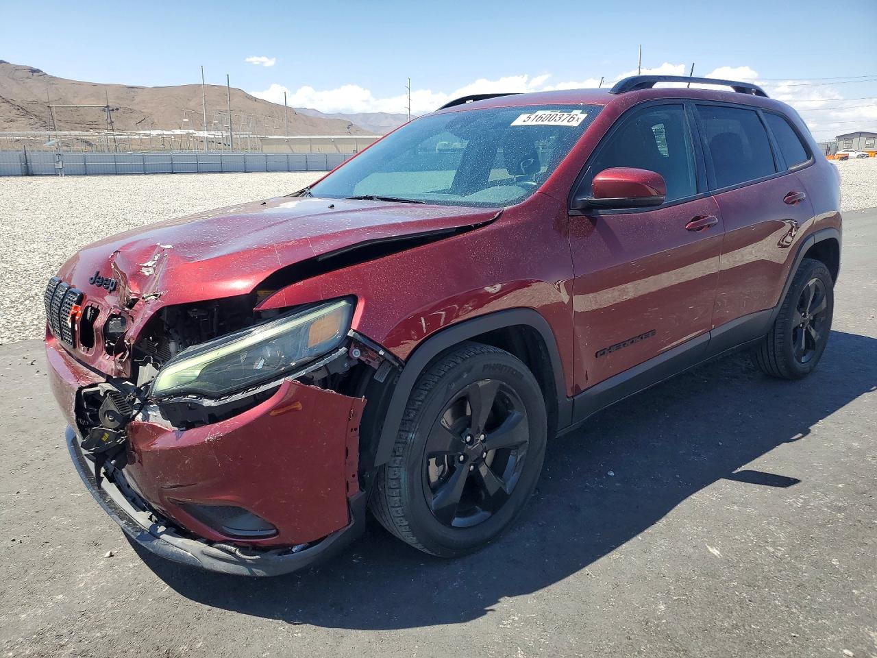 Salvage Jeep Cherokee Image