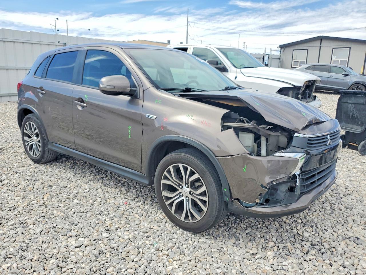 Mitsubishi Outlander Es
