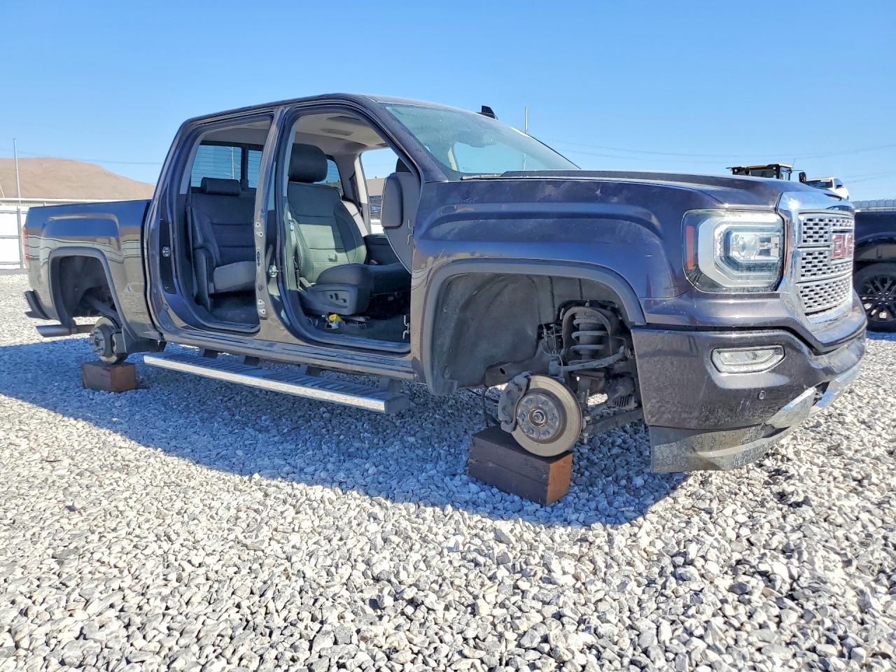 GMC Sierra C1500 Denali