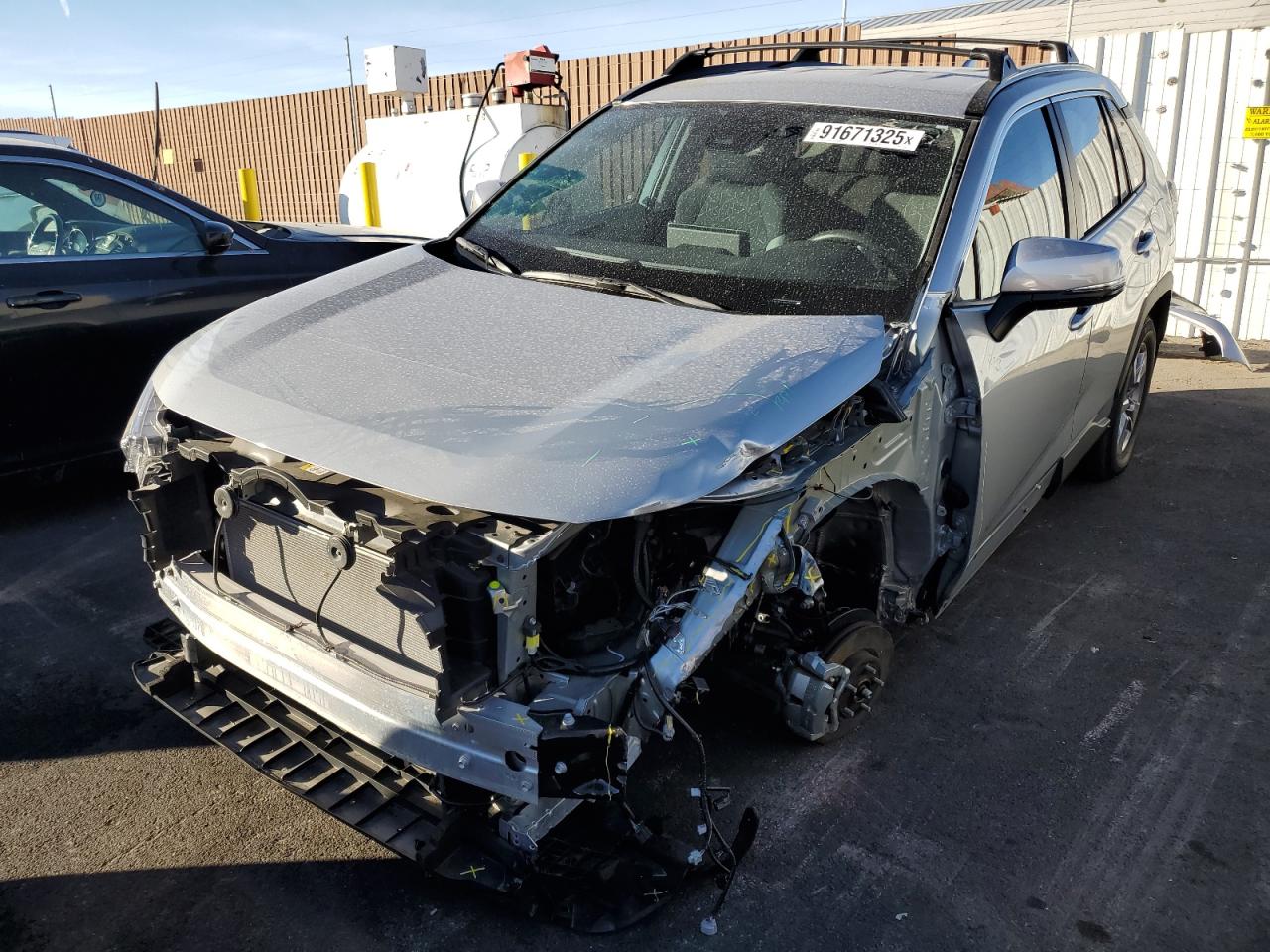 Salvage Toyota RAV4 Image