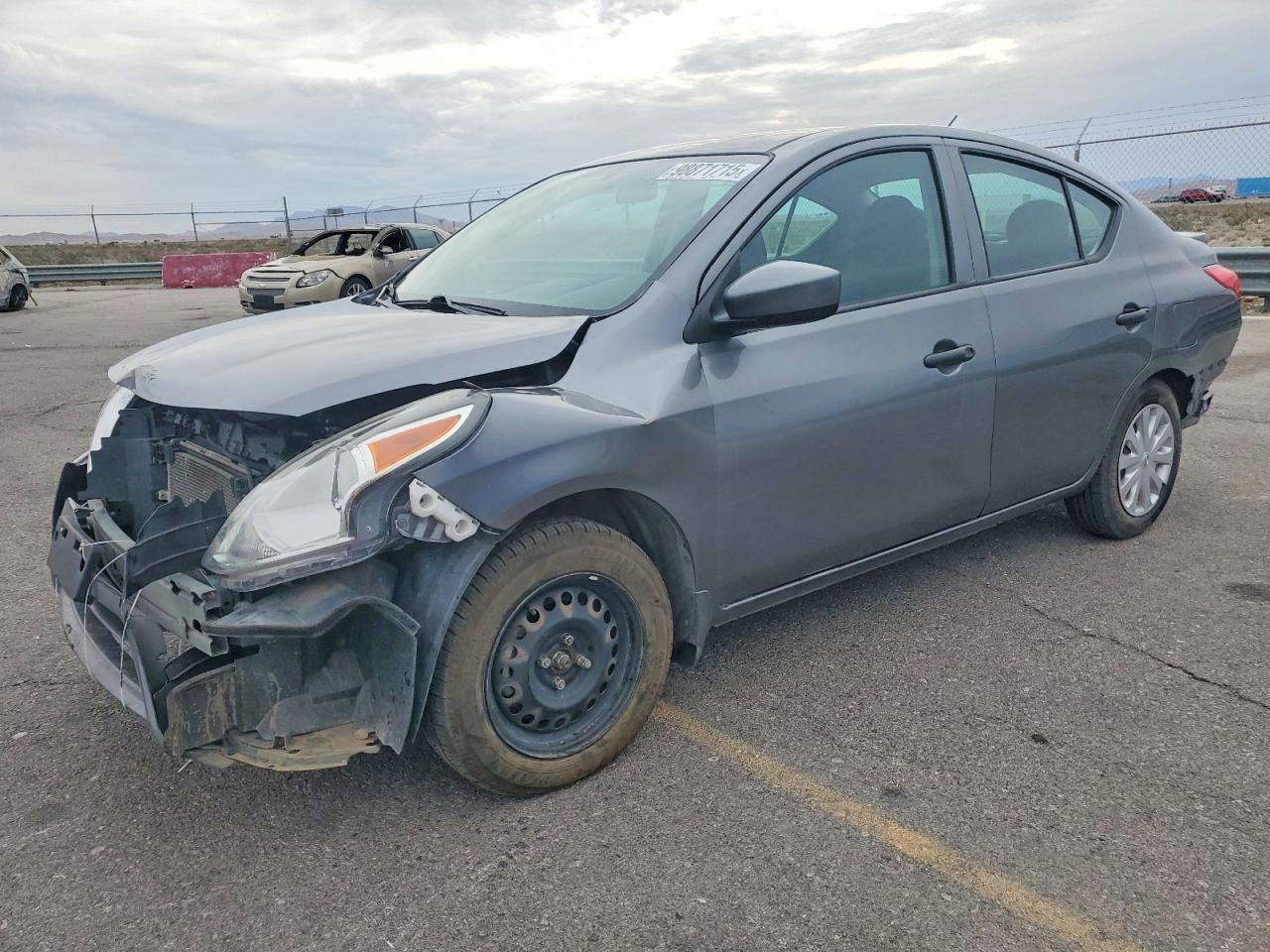 Salvage Nissan Versa Image