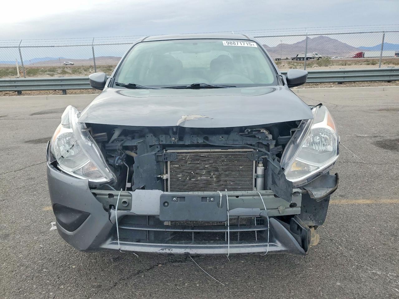 Nissan Versa S