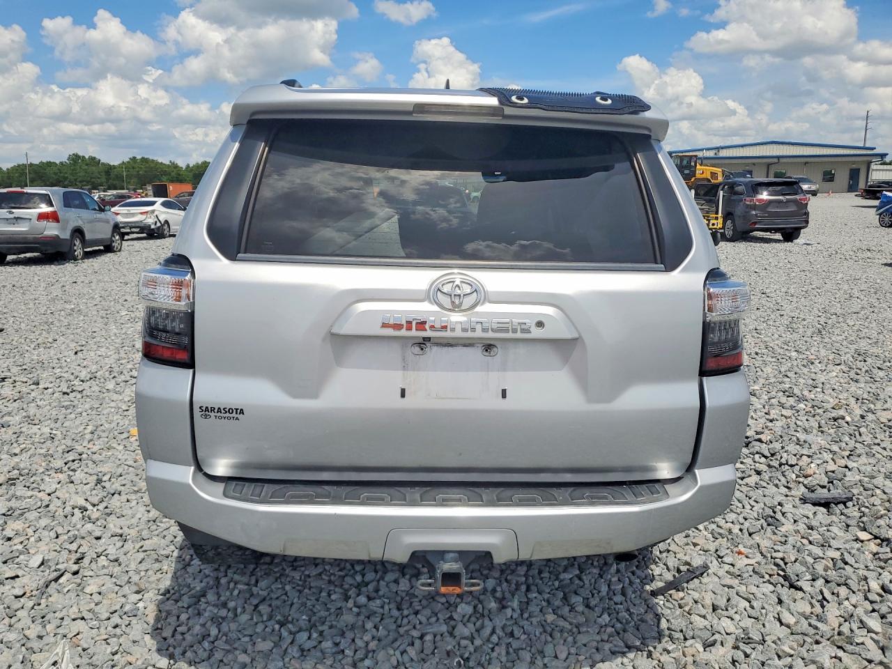 Toyota 4Runner Sr5