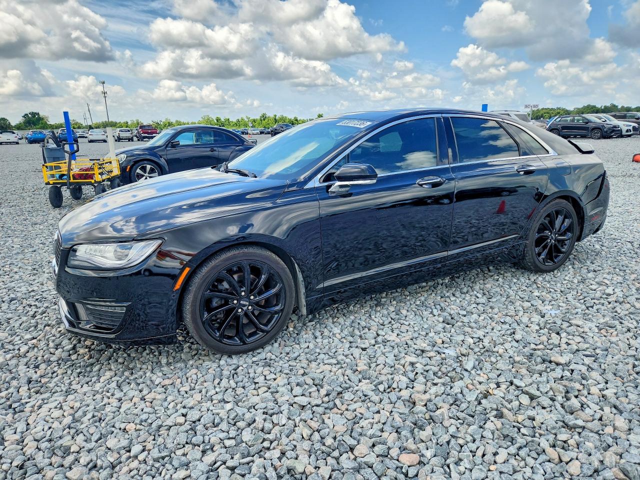 Salvage Lincoln MKZ Image