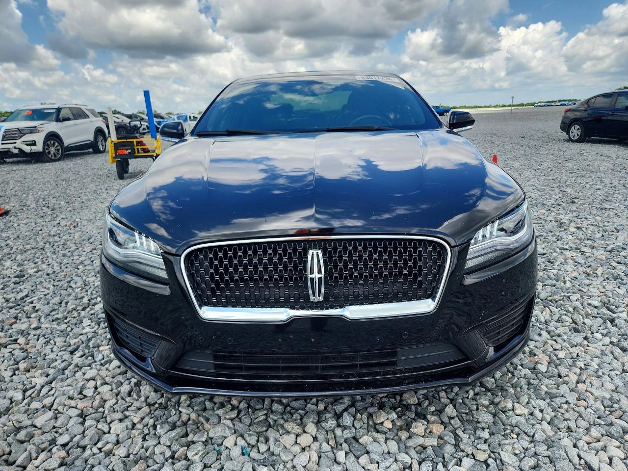 Lincoln MKZ Reserve