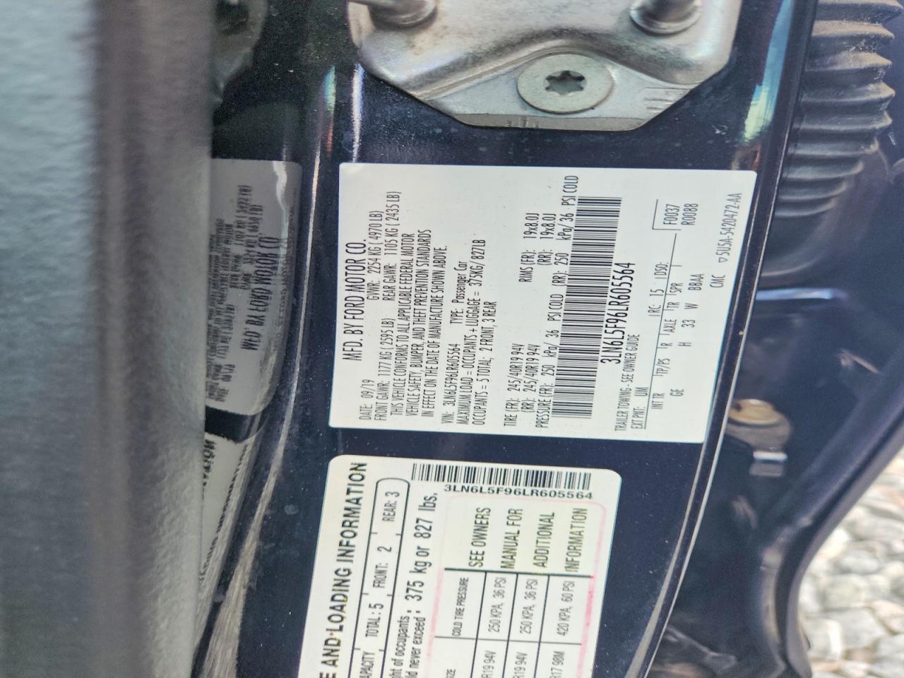 Lincoln MKZ Reserve
