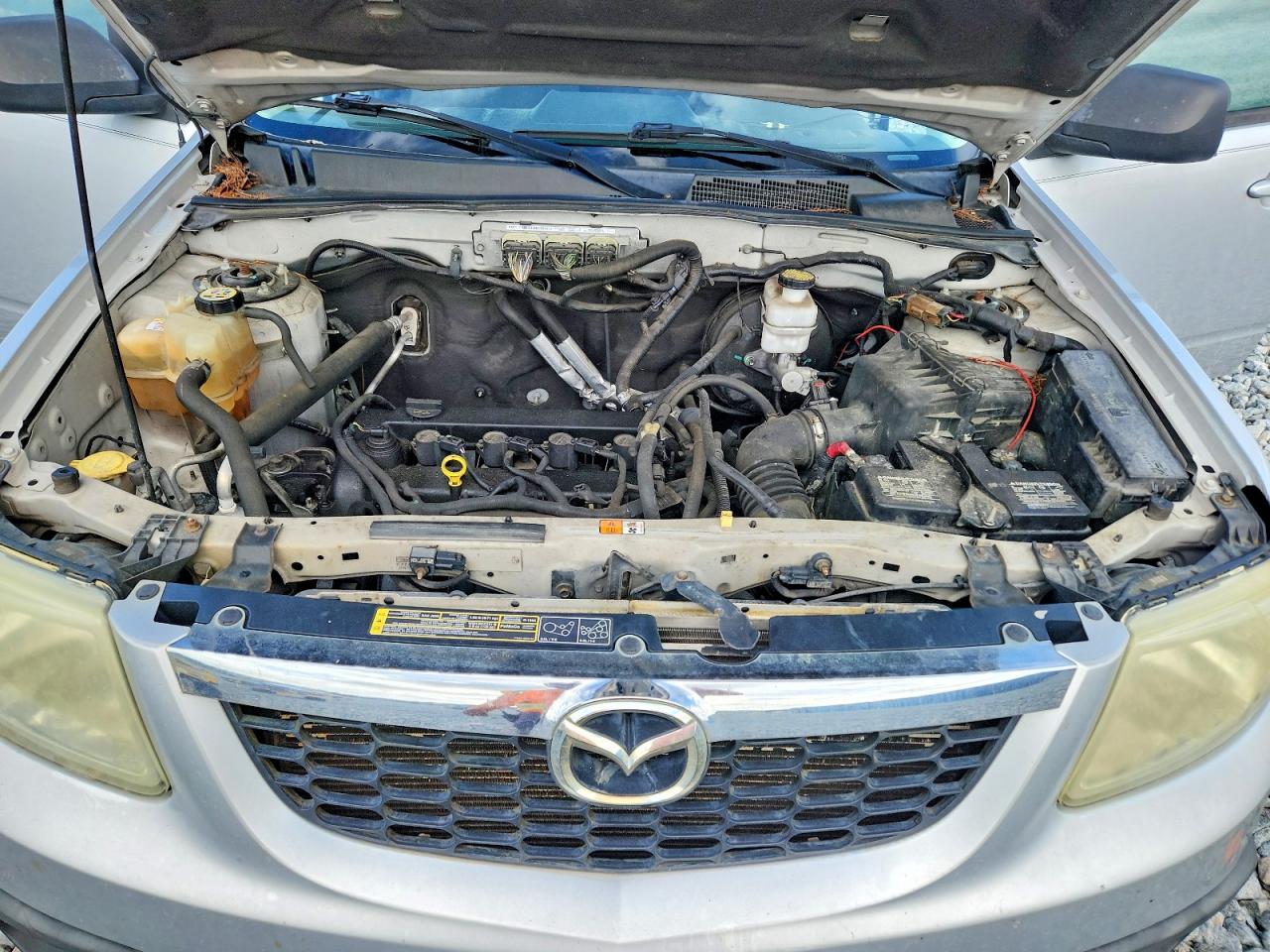 Mazda Tribute I