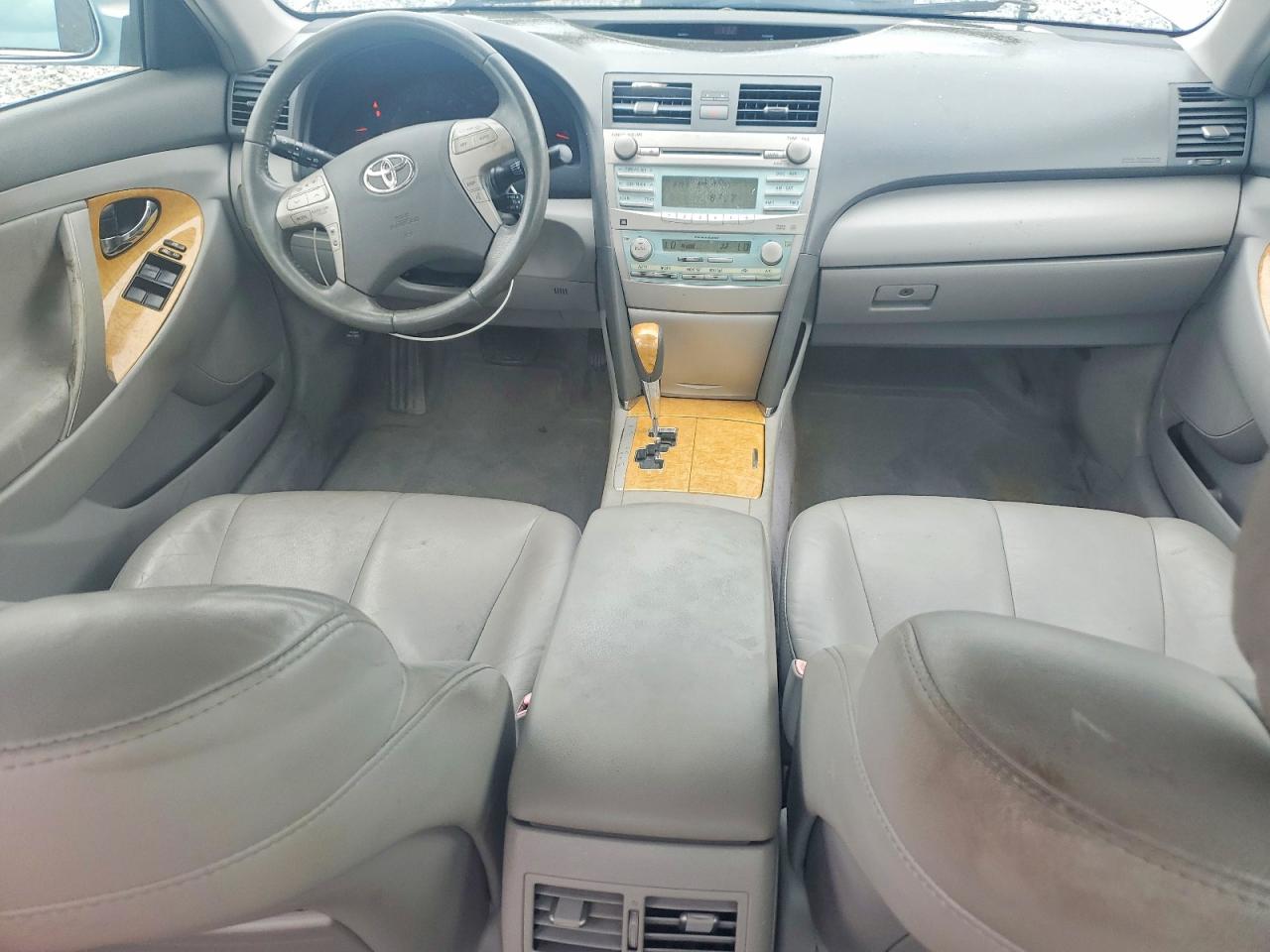 Toyota Camry Xle