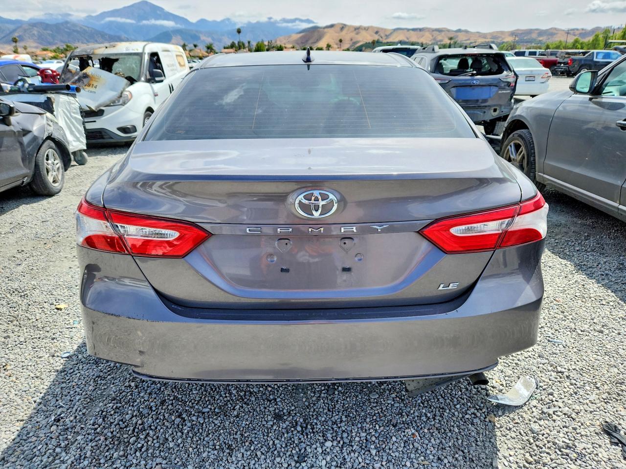 Toyota Camry Le