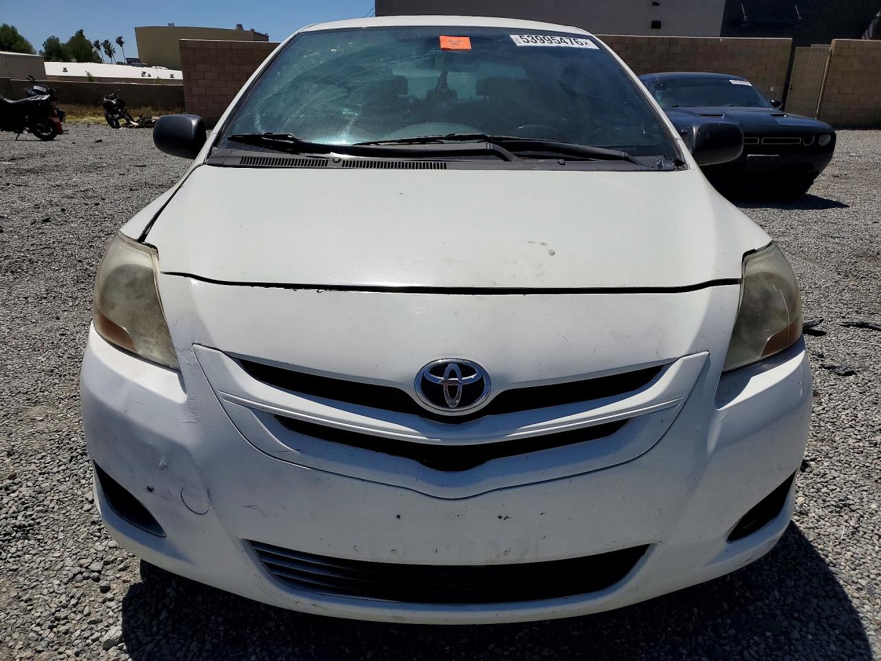 Toyota Yaris Base