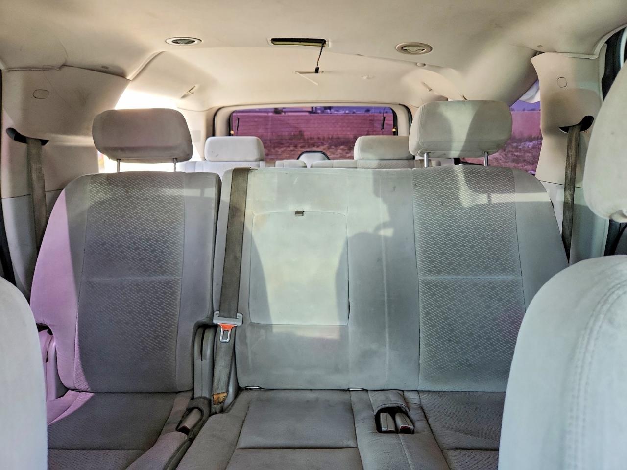Chevrolet Suburban C1500 Ls