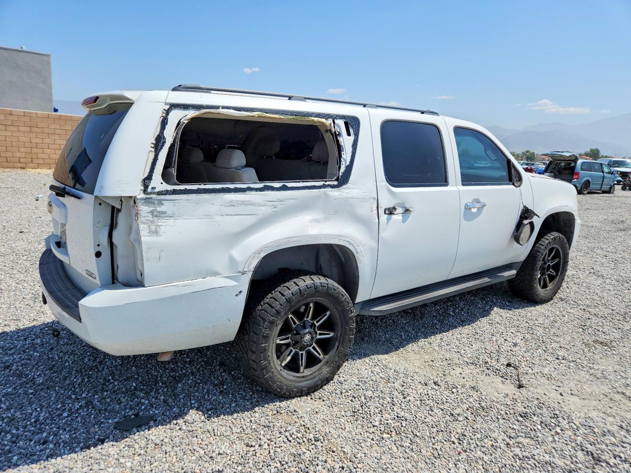 Chevrolet Suburban C1500 Ls