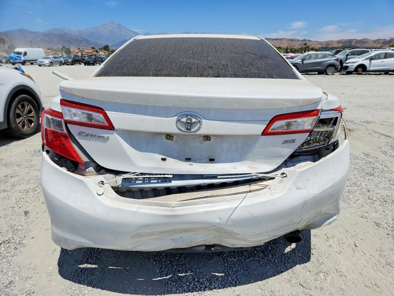 Toyota Camry Se