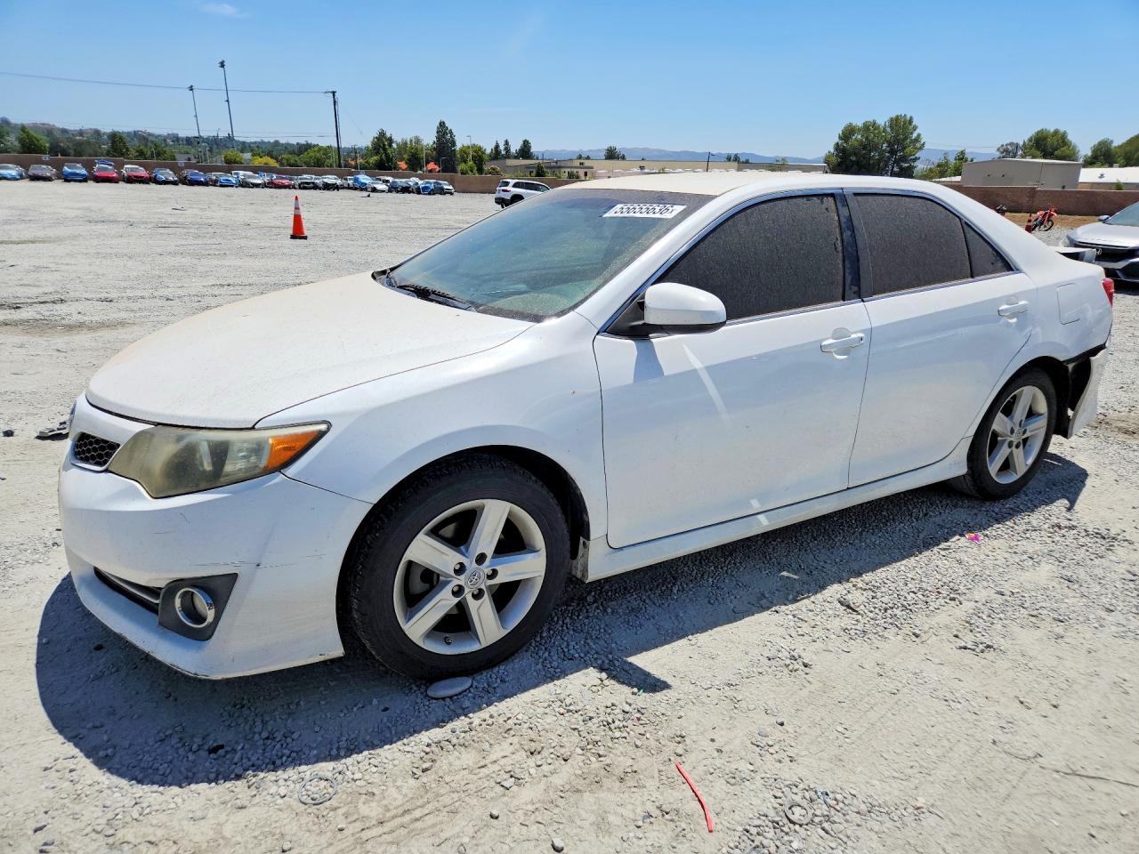 Salvage Toyota Camry Image