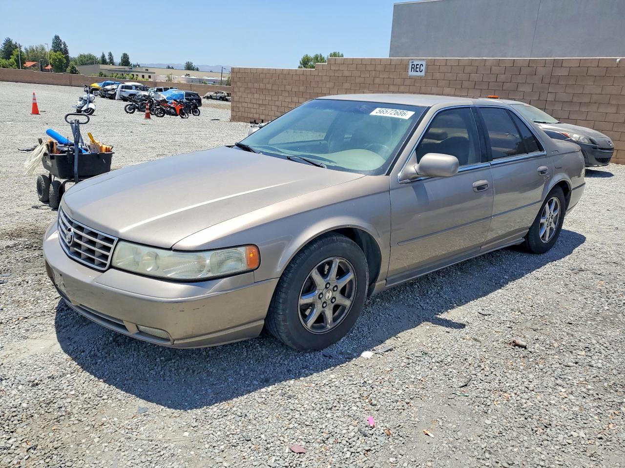 Salvage Cadillac Seville Image