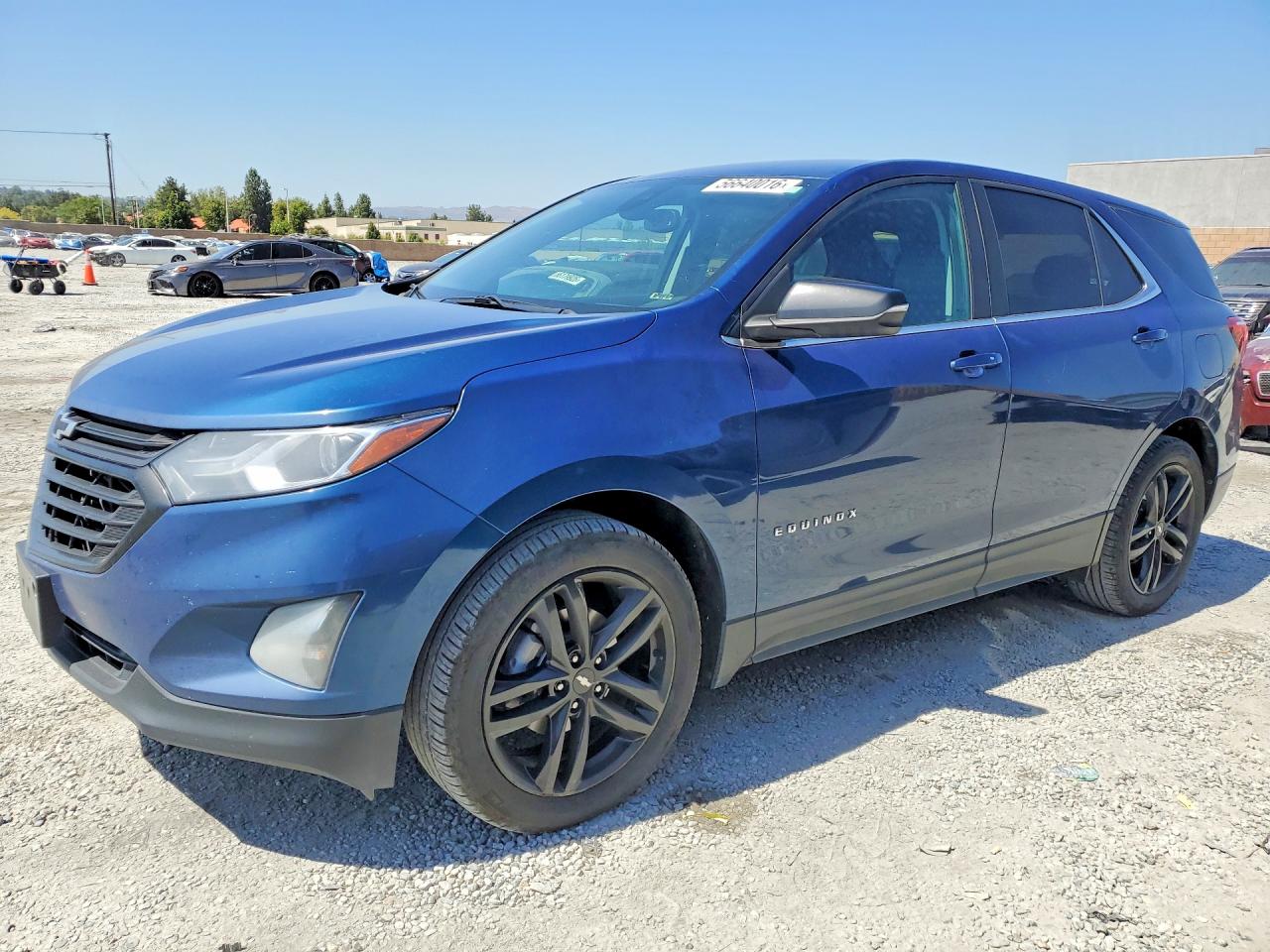 Salvage Chevrolet Equinox Image