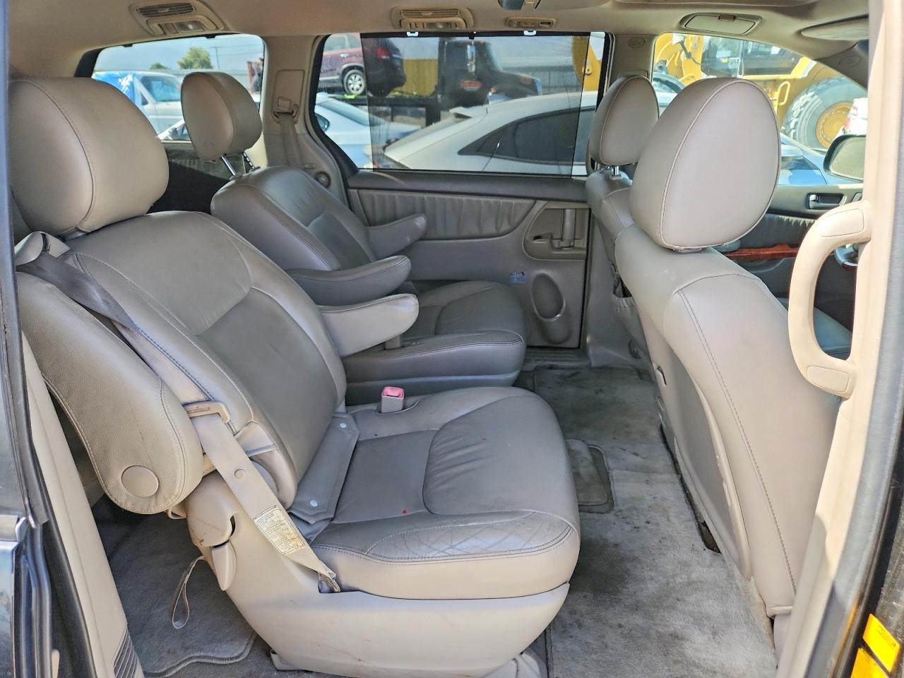 Toyota Sienna Limited