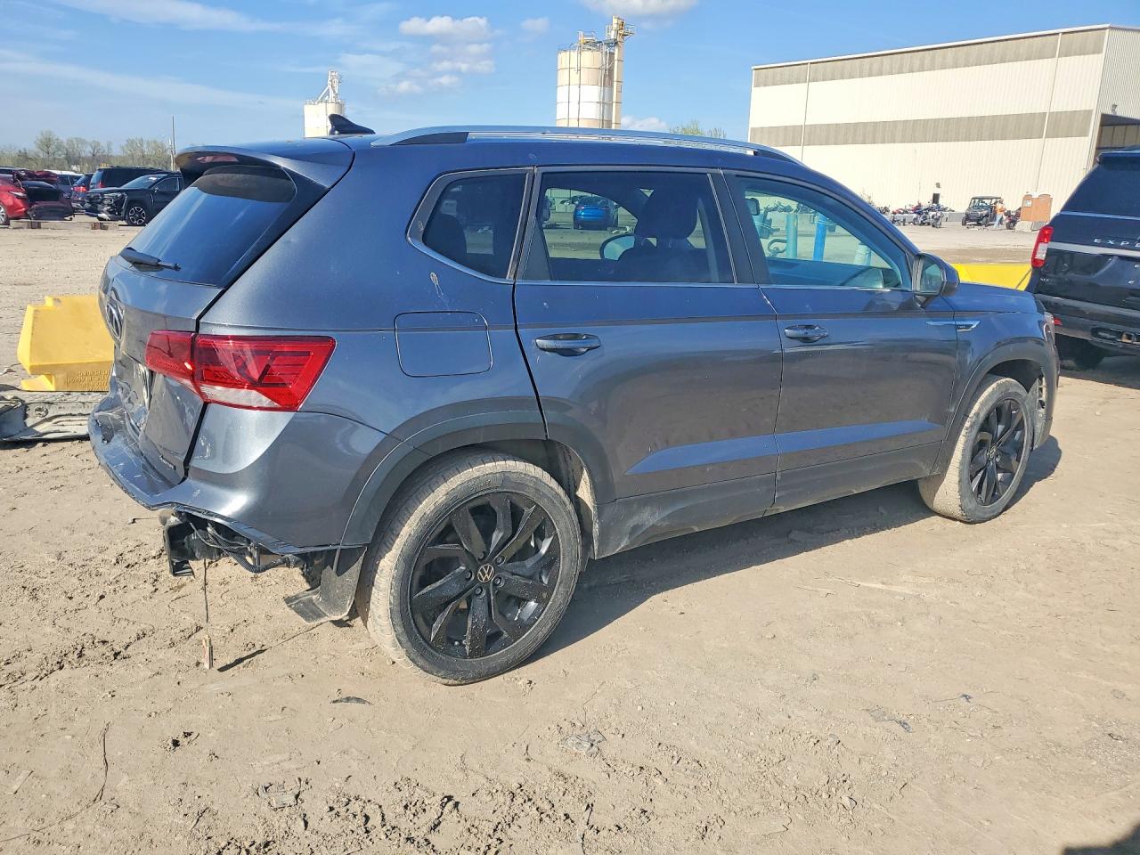 Volkswagen Taos Se Iq Drive