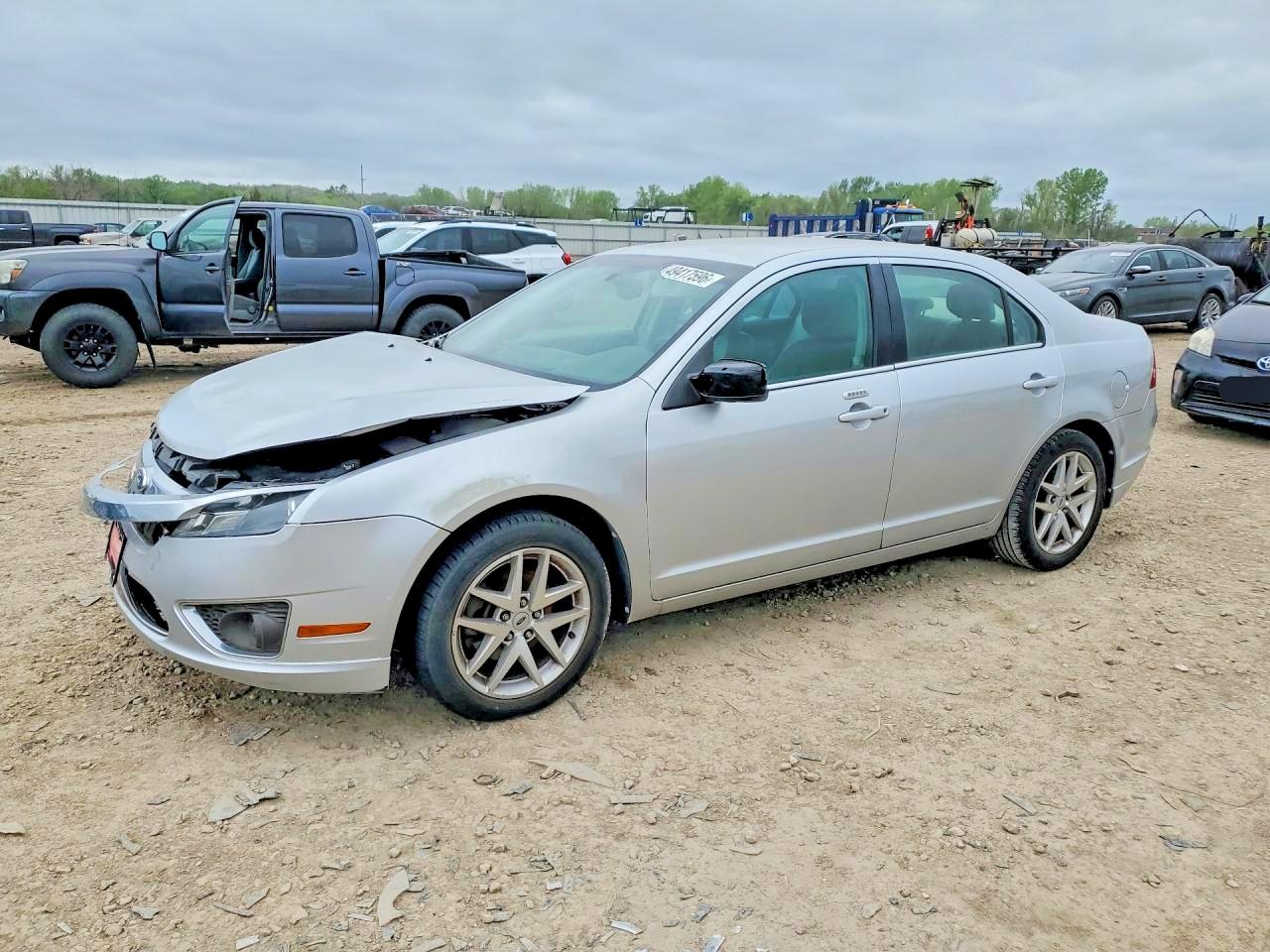 Salvage Ford Fusion Image