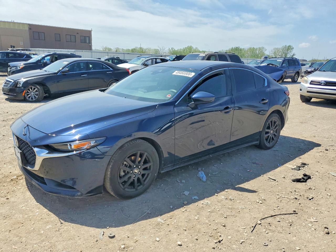 Salvage Mazda 3 Image