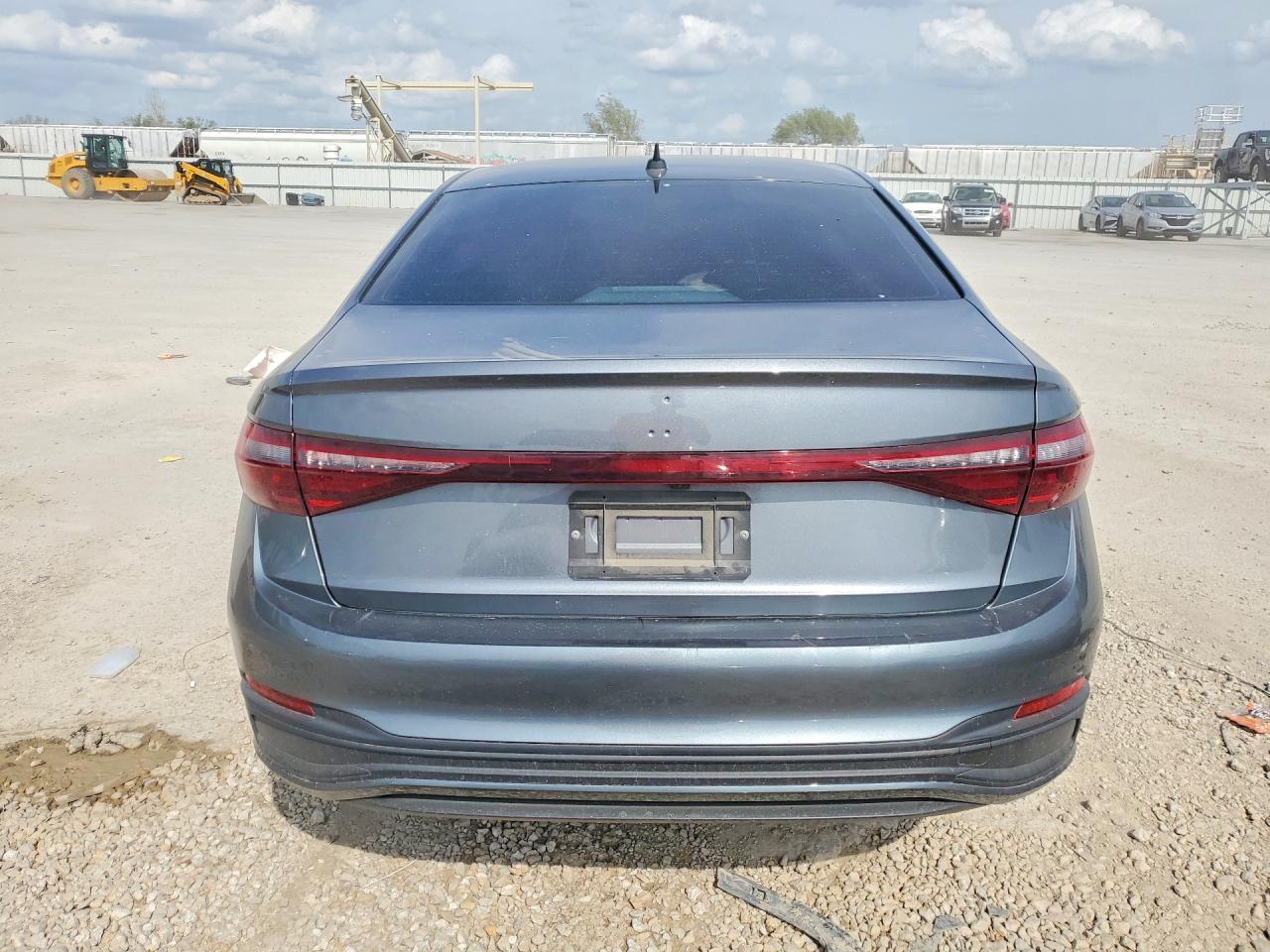 Volkswagen Jetta S