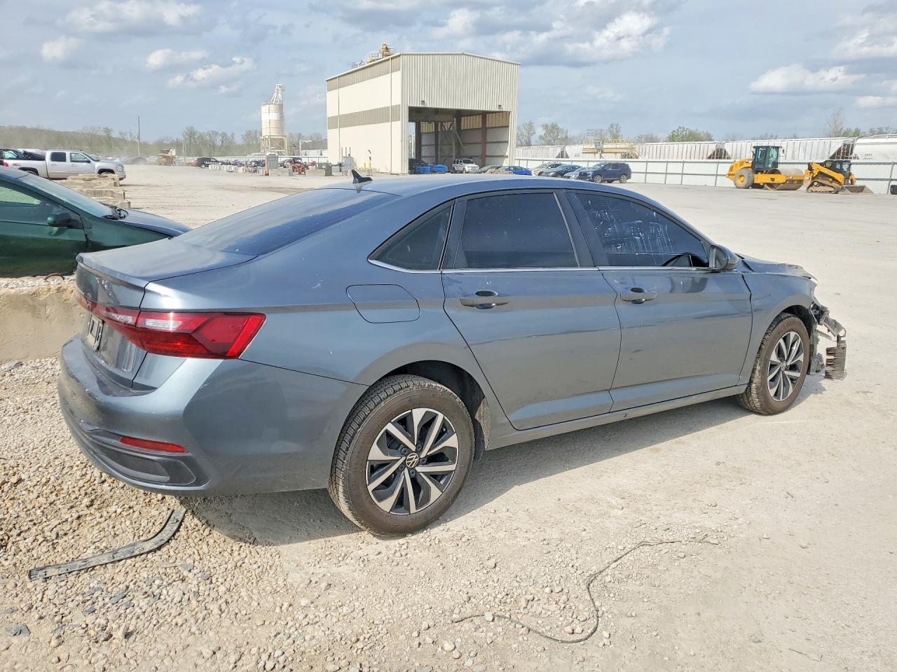 Volkswagen Jetta S