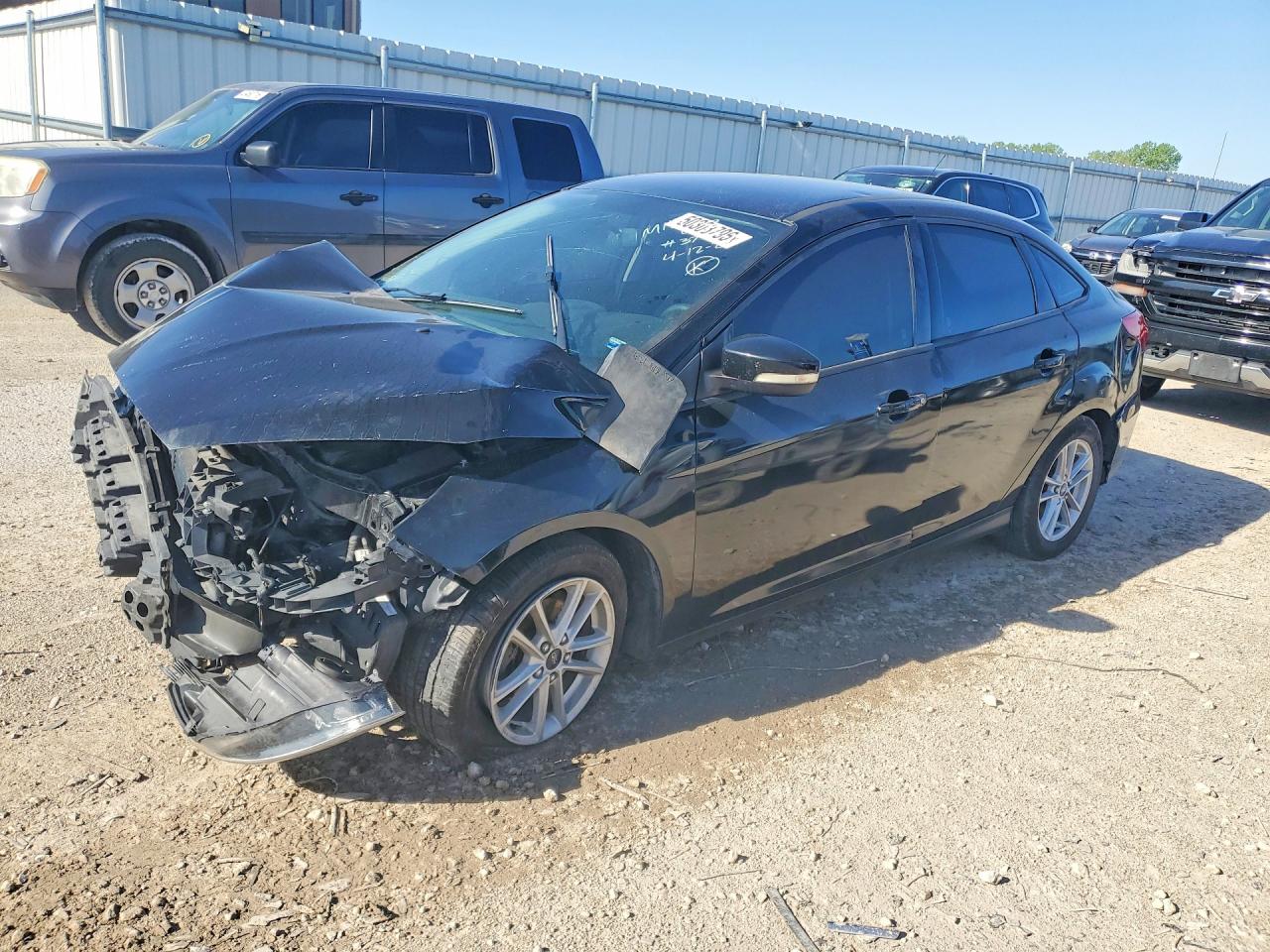 Salvage Ford Focus Image