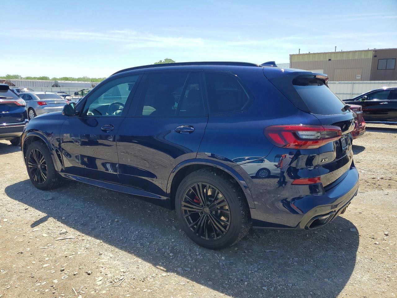 BMW X Series M50i