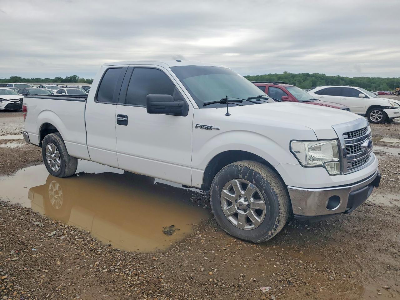 Ford F-150 Super Cab