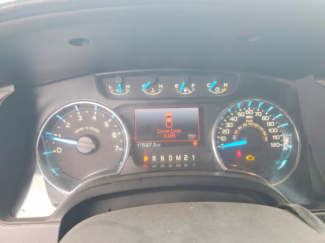Ford F-150 Super Cab