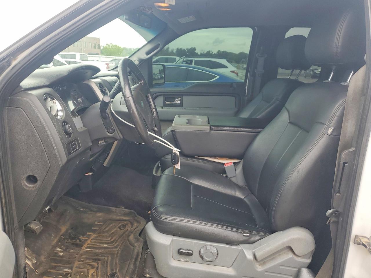 Ford F-150 Super Cab