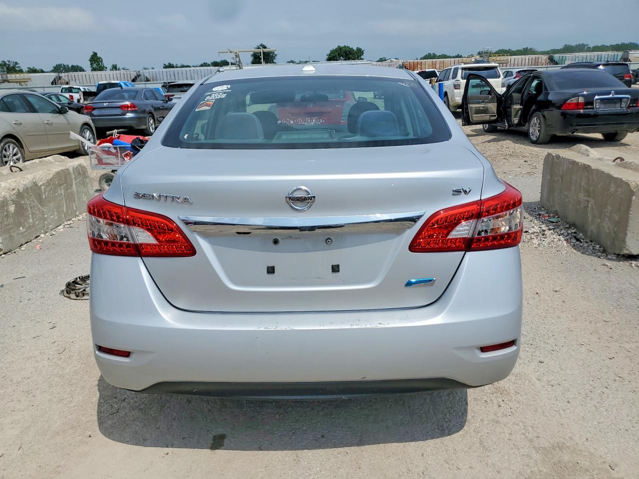 Nissan Sentra S