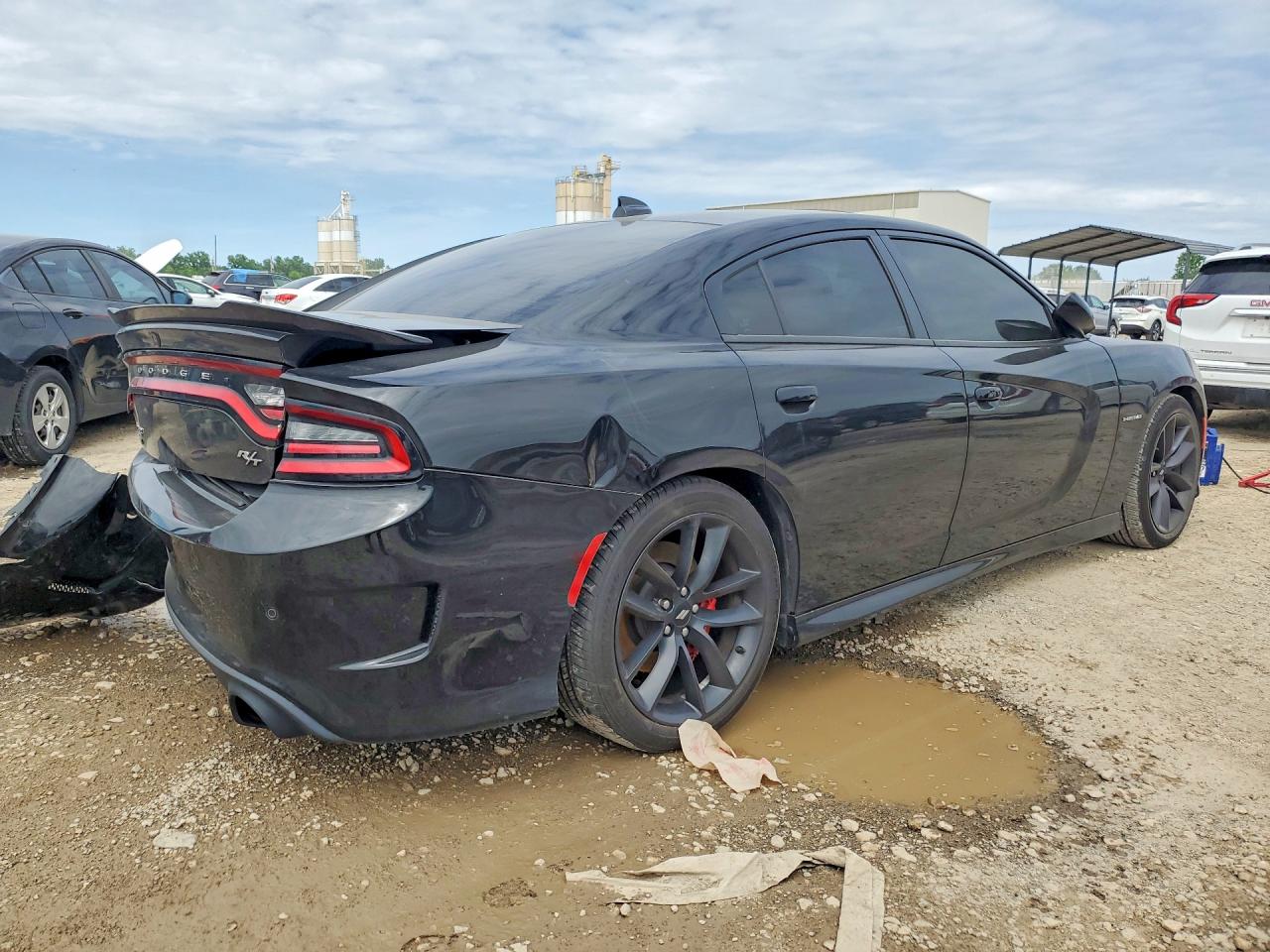 Dodge Charger R